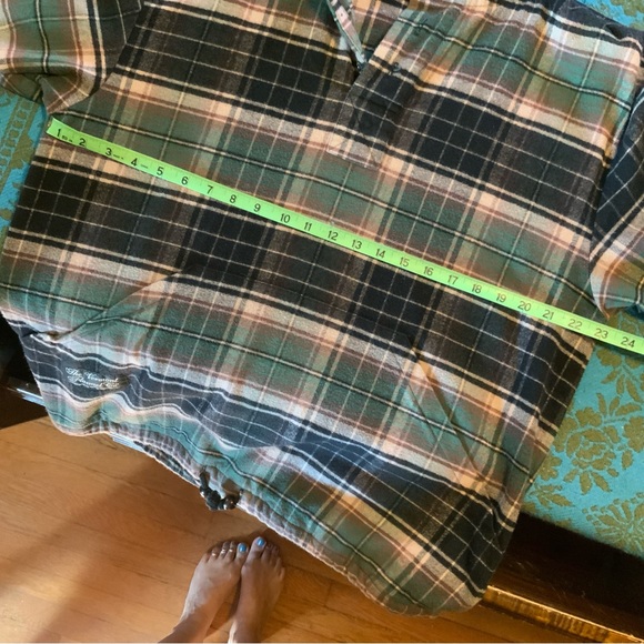 Flannel Pull Over - Picture 16 of 16